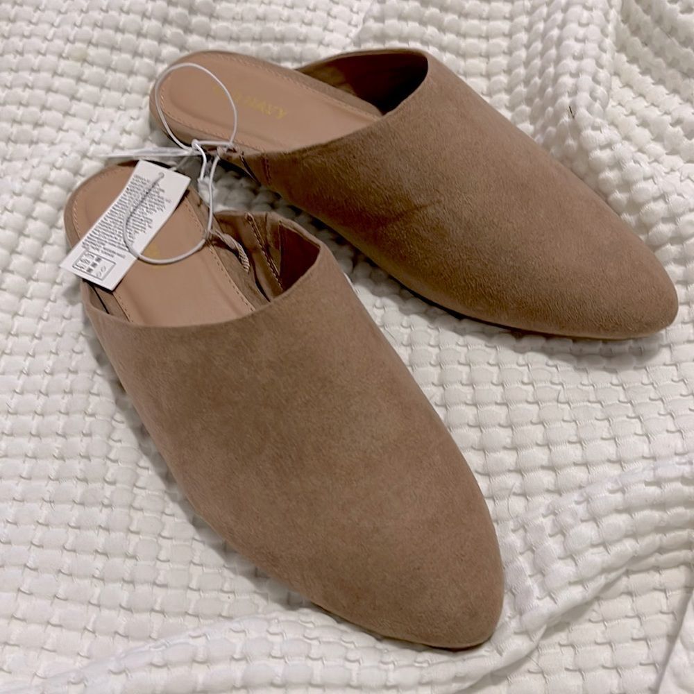 LNWT- Old Navy - 6. Faux Suede Mules